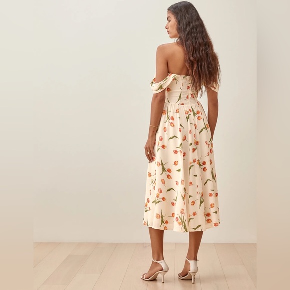 Reformation Violet dress color: Bianca. NWT. - Picture 3 of 3